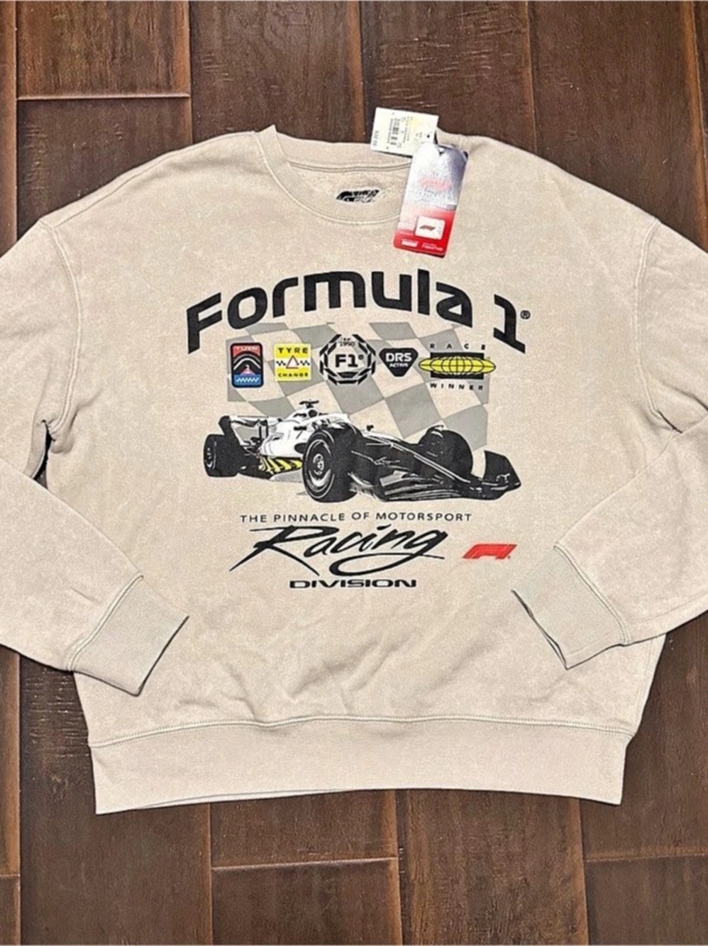 Men’s Formula 1 Racing Division sweatshirt Graphic Sweatshirt NWT
